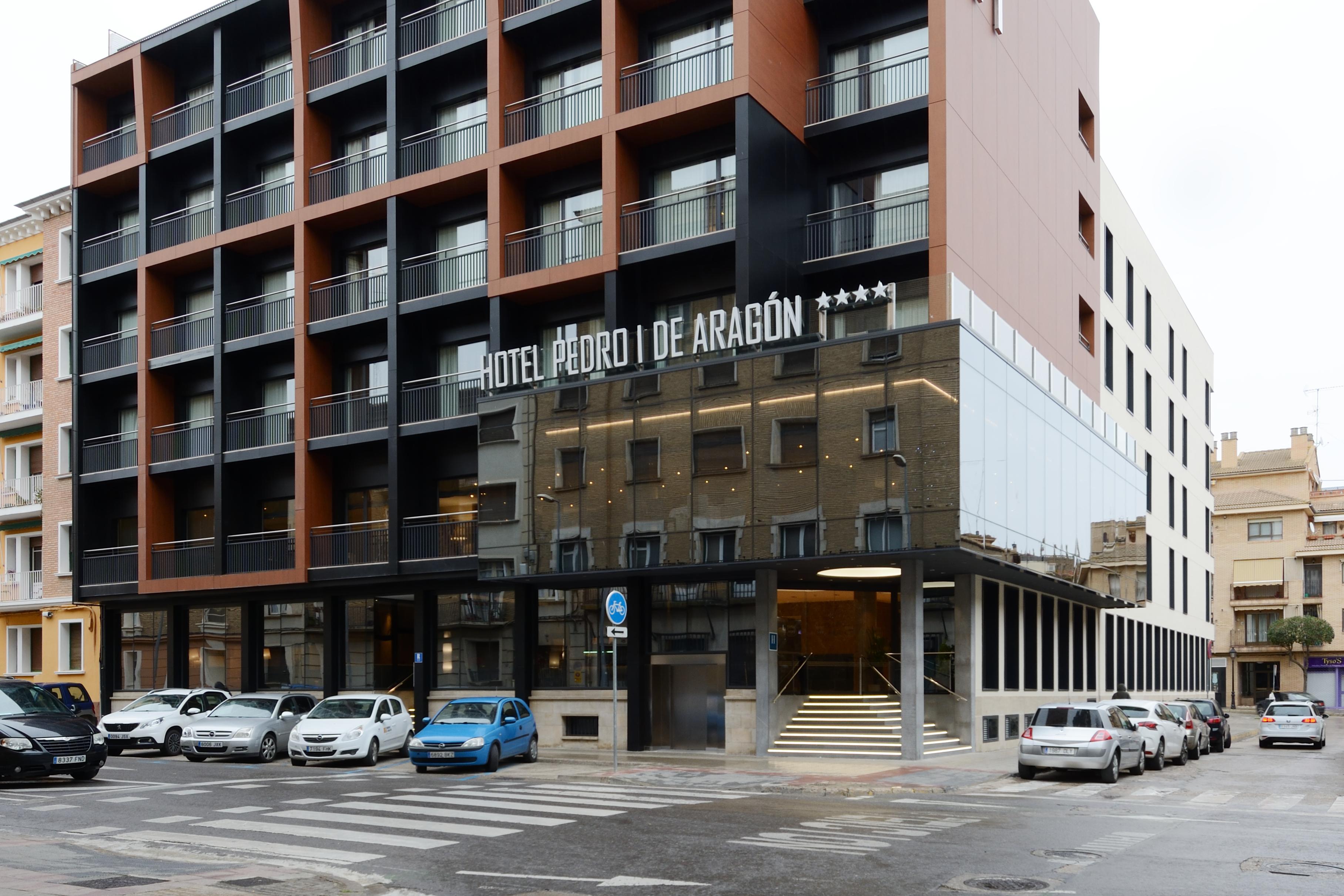 Hotel Pedro I De Aragon 4 Estrellas Superior Huesca Kültér fotó
