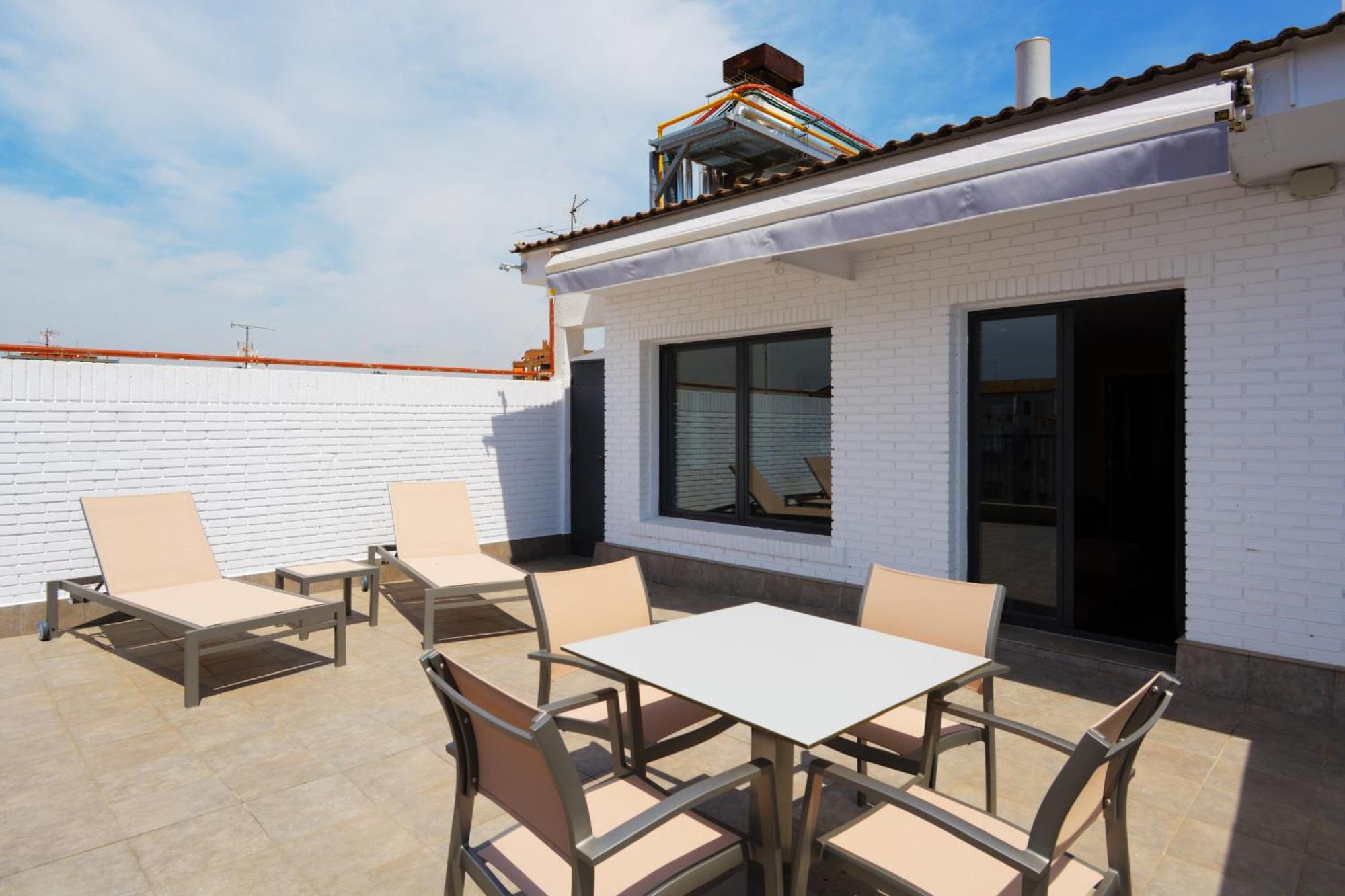 Hotel Pedro I De Aragon 4 Estrellas Superior Huesca Szoba fotó